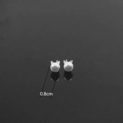 pearly cat stud earrings